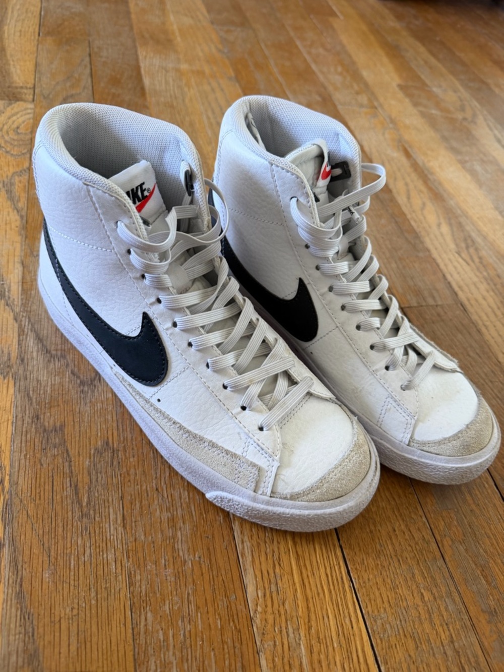 Nike Blazer Mid Vintage ’77 Sneakers - White/Black
